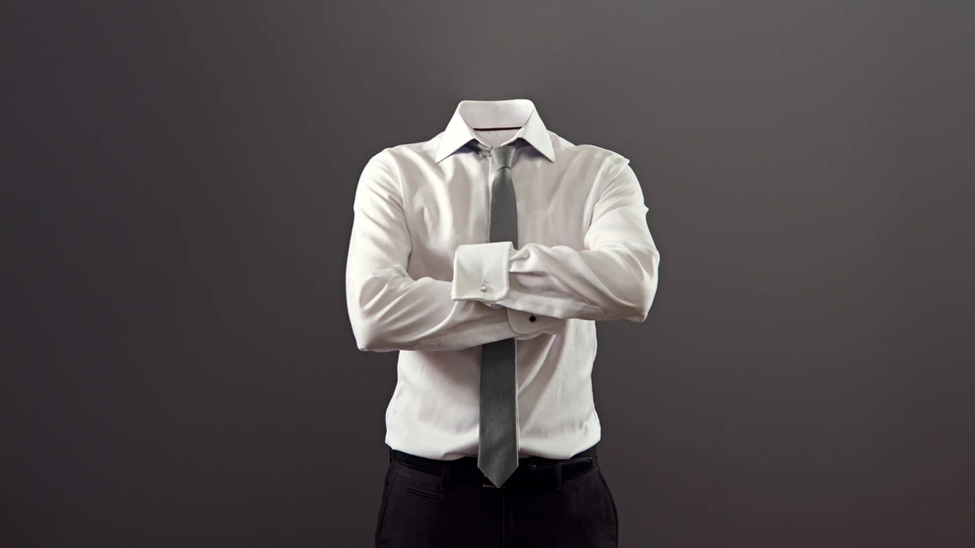 How to create a ghost mannequin effect in Photoshop